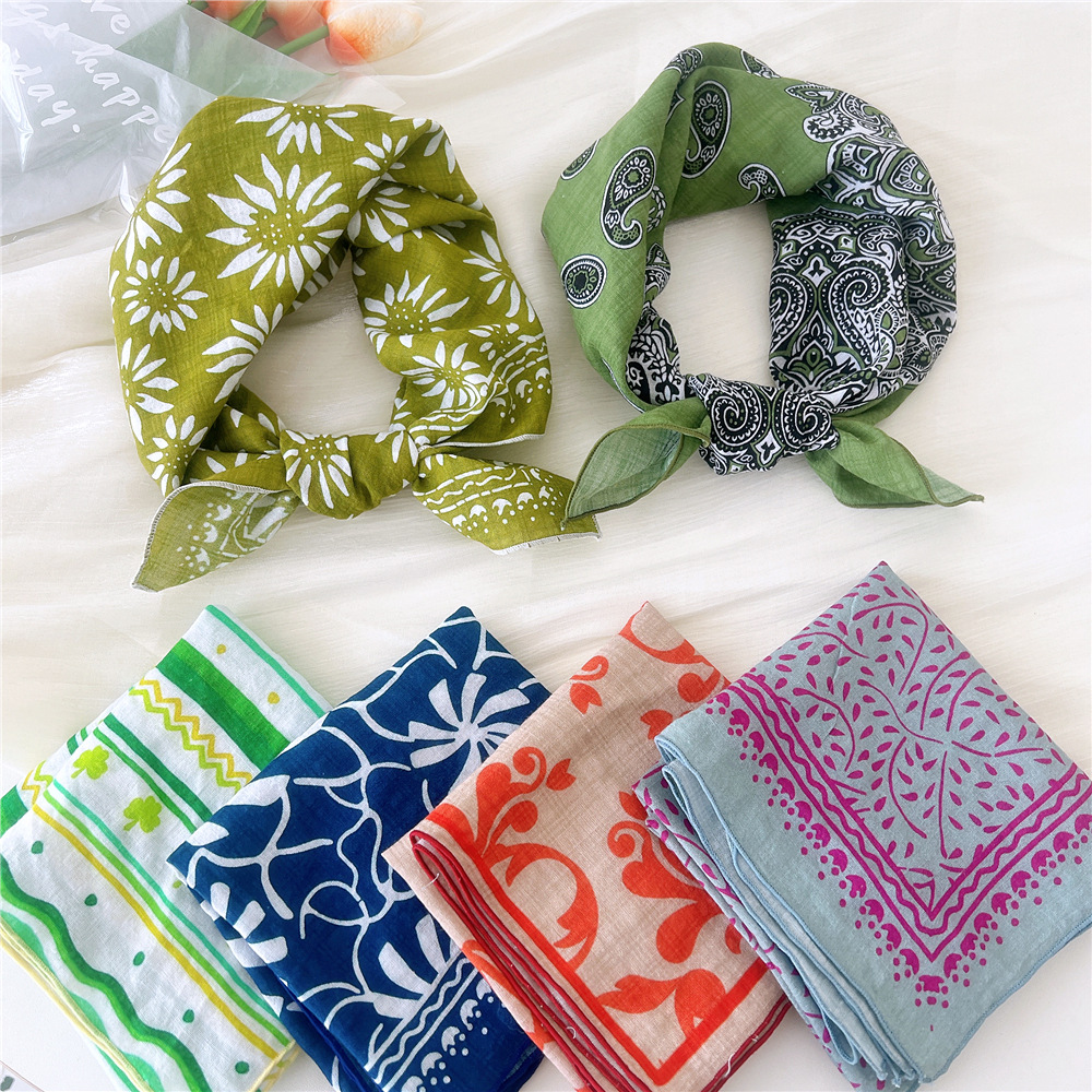 Luxury Floral Print Cotton Lin - Ascot Neck Scarf reseña y precio