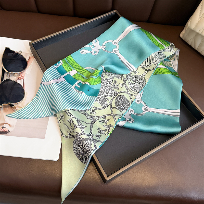 Women's Double-sided Print Sil - Ascot Neck Scarf reseña y precio