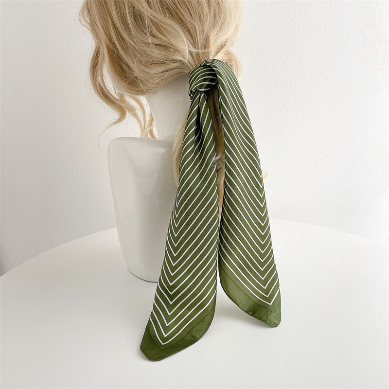 Luxury Stripe Silk Square Scar - Silk Tie Striped reseña y precio