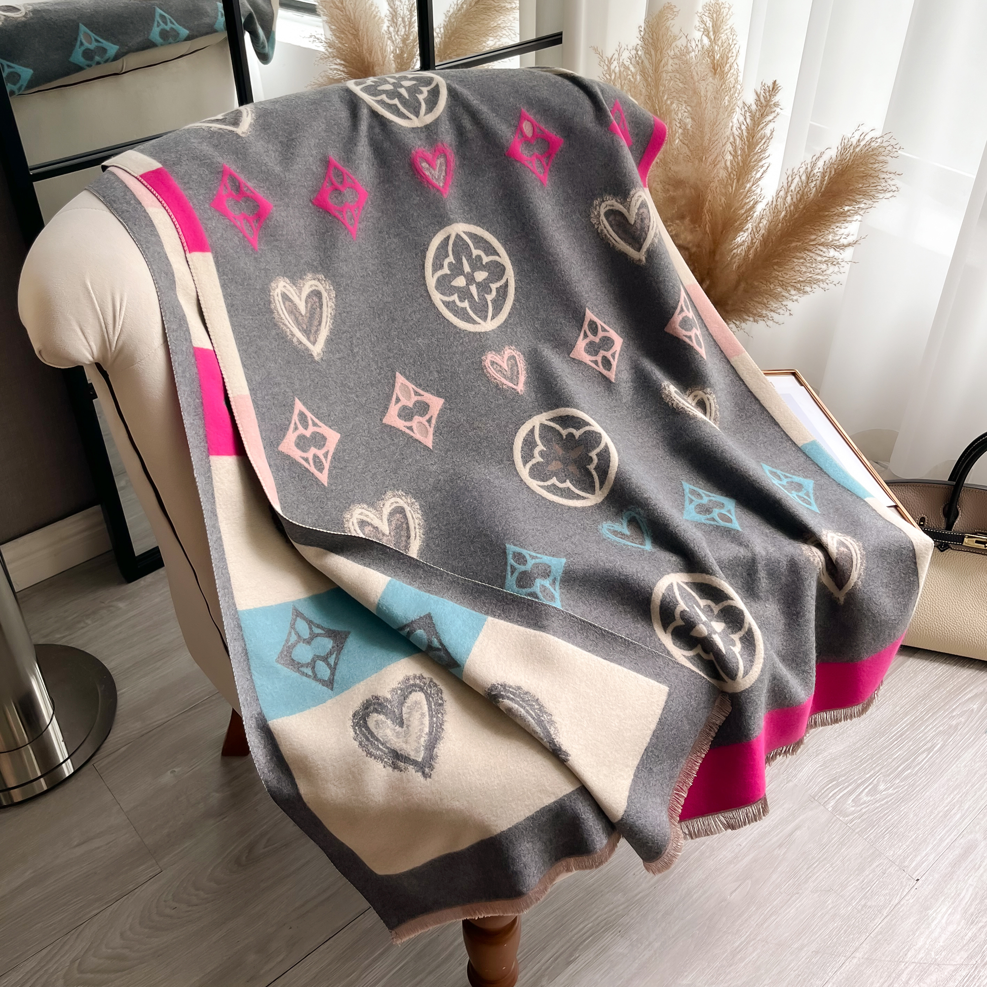 Luxury Cashmere Love Scarf Win - Woven Scarf Blanket reseña y precio