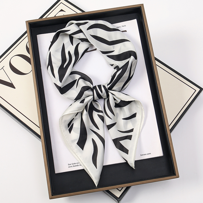 2025 Fashion Zebra Stripes Des - Silk Tie Striped reseña y precio